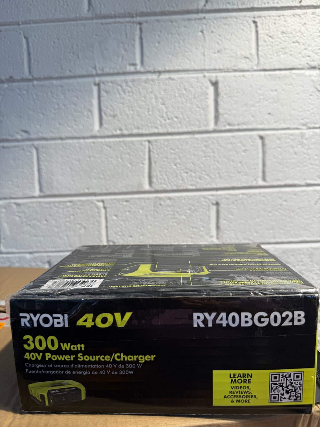 40V 300-Watt Portable Battery Inverter Power Source (Tool Only)