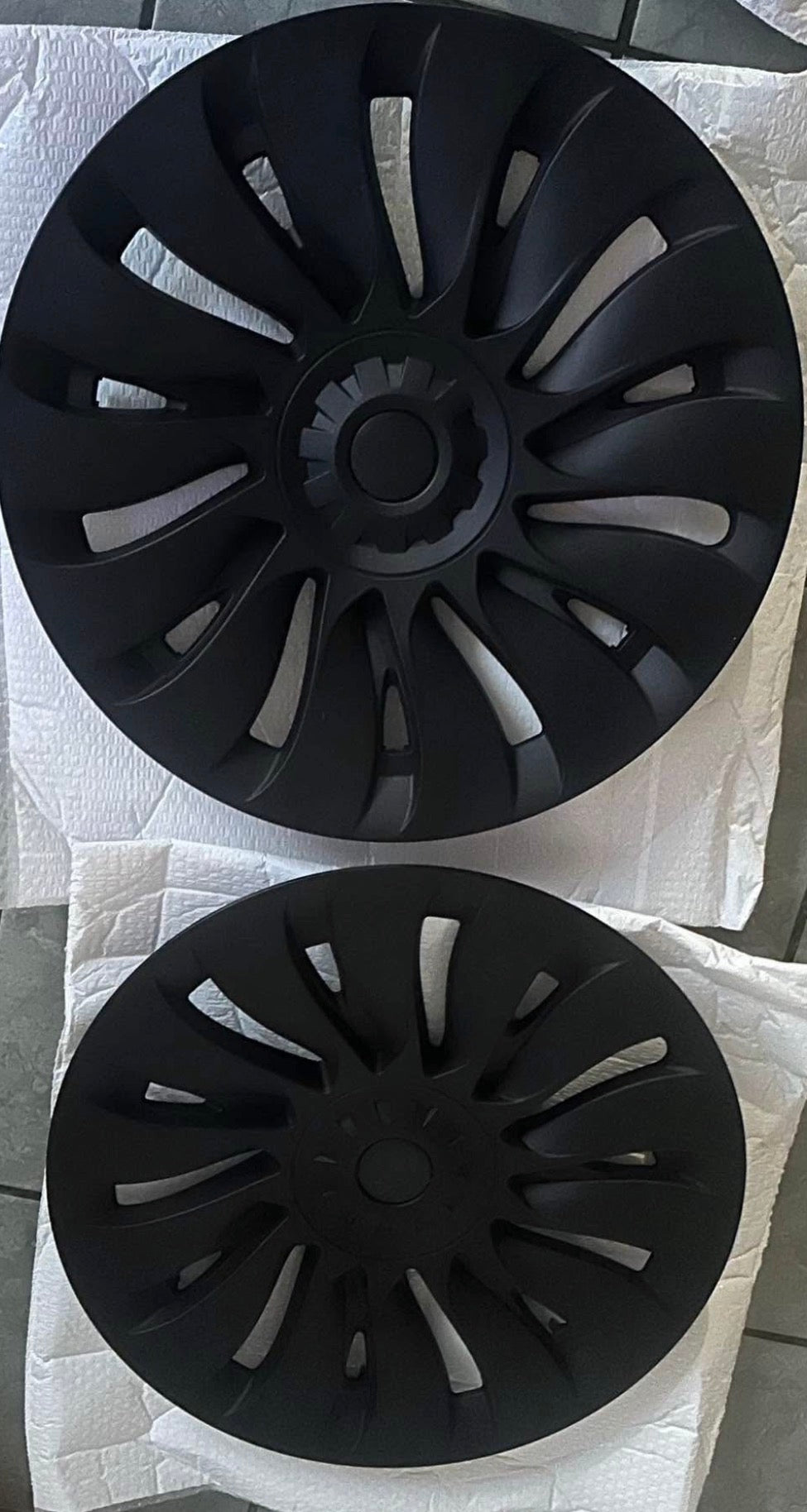 2 Pcs Tesla Model Y 2024 Wheel Covers