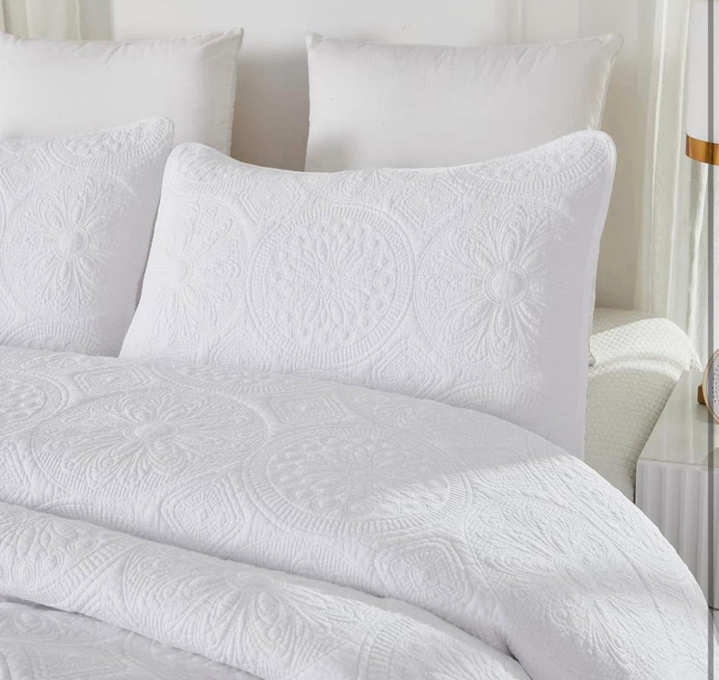 Luxury White Quilt Bedding Set Queen Size