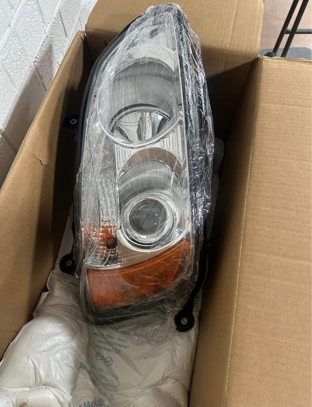 Kenworth Replacement Headlamp (passenger ￼ Side)