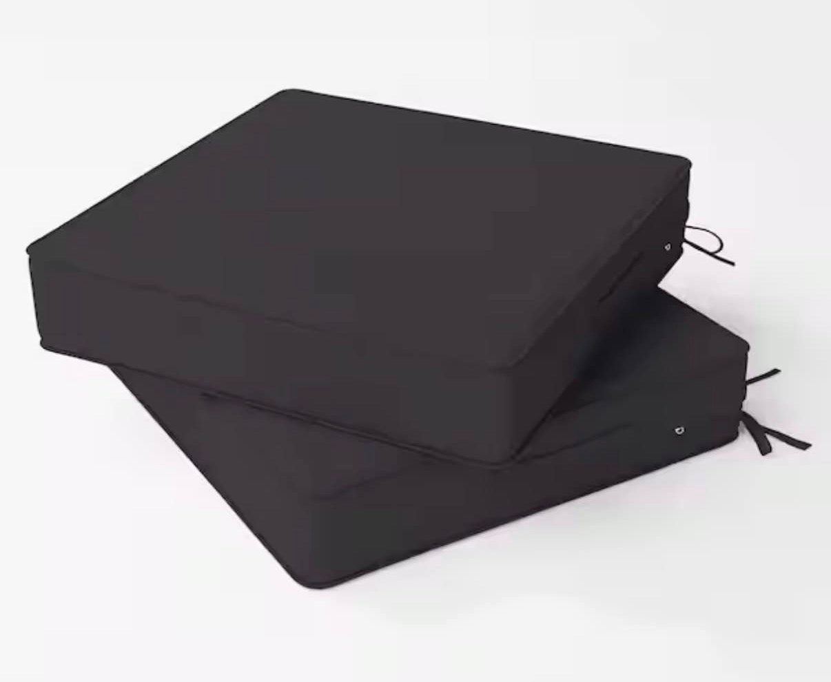 22 in. x 22 in. x 4 in. (2-Pack) Seat Cushion Grey