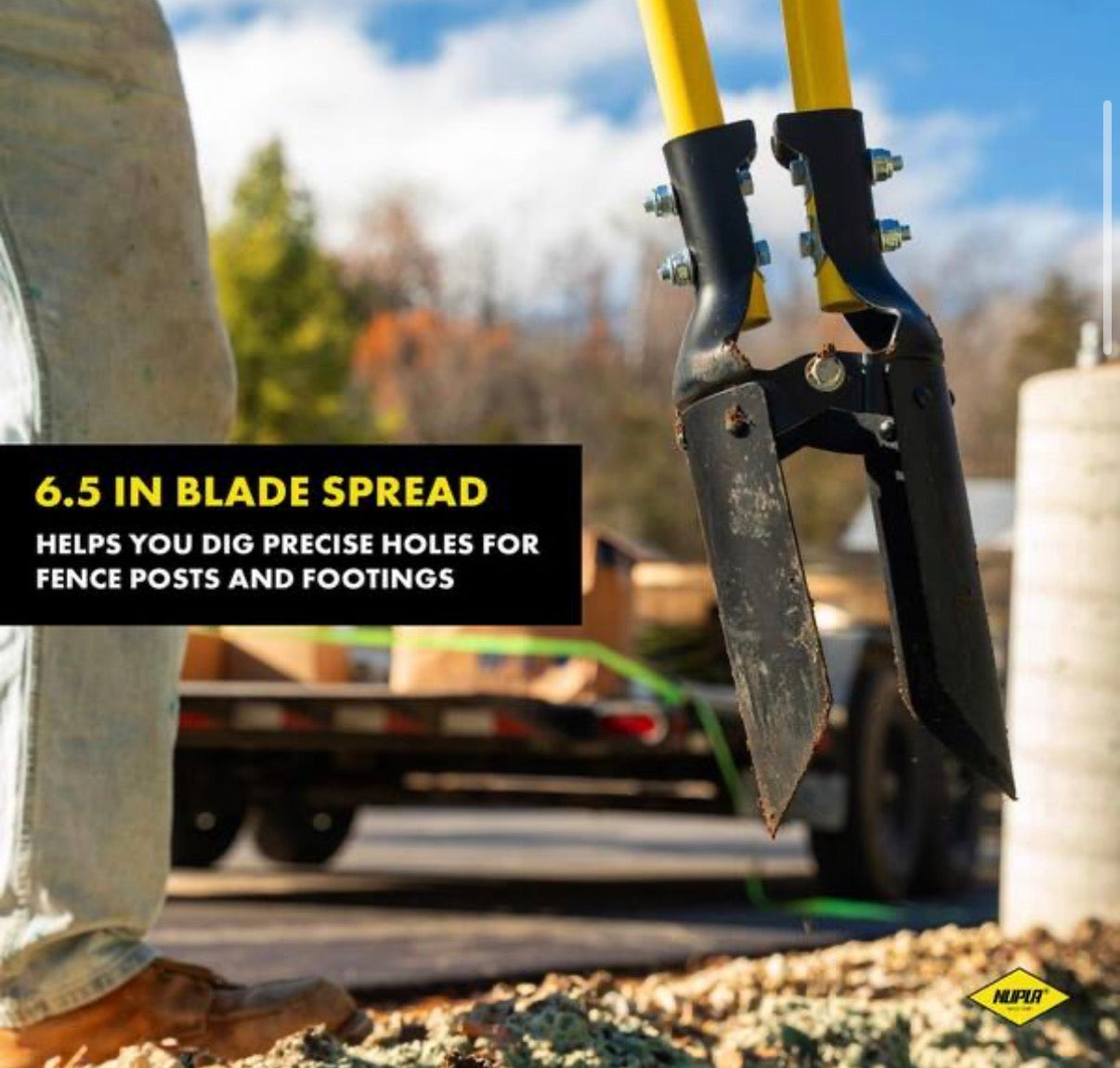 48 in. Classic Fiberglass Post Hole Digger