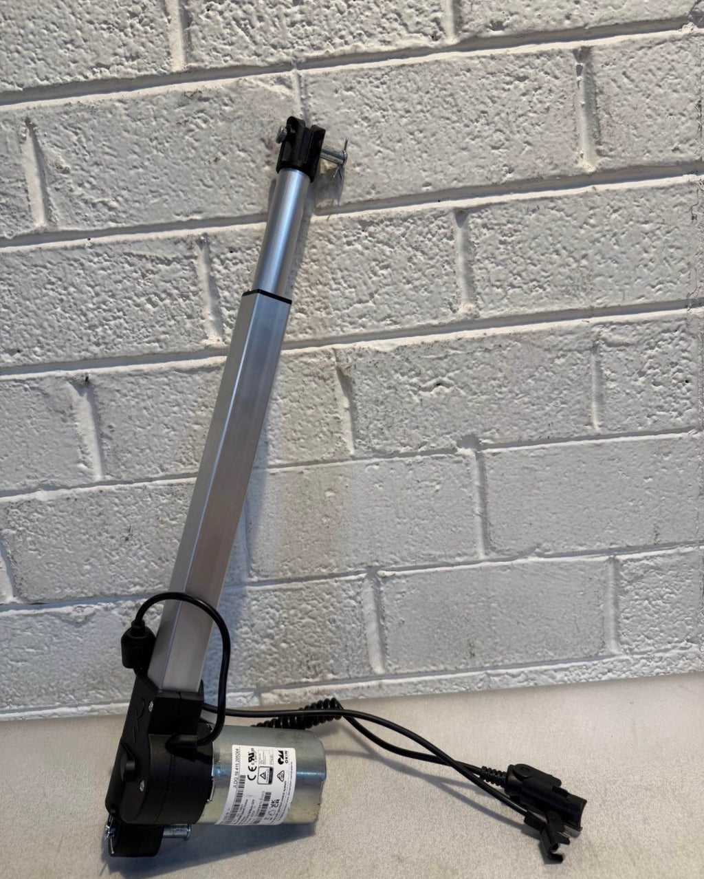 recliner Linear actuator model number  JLDQ.19.415.205D04