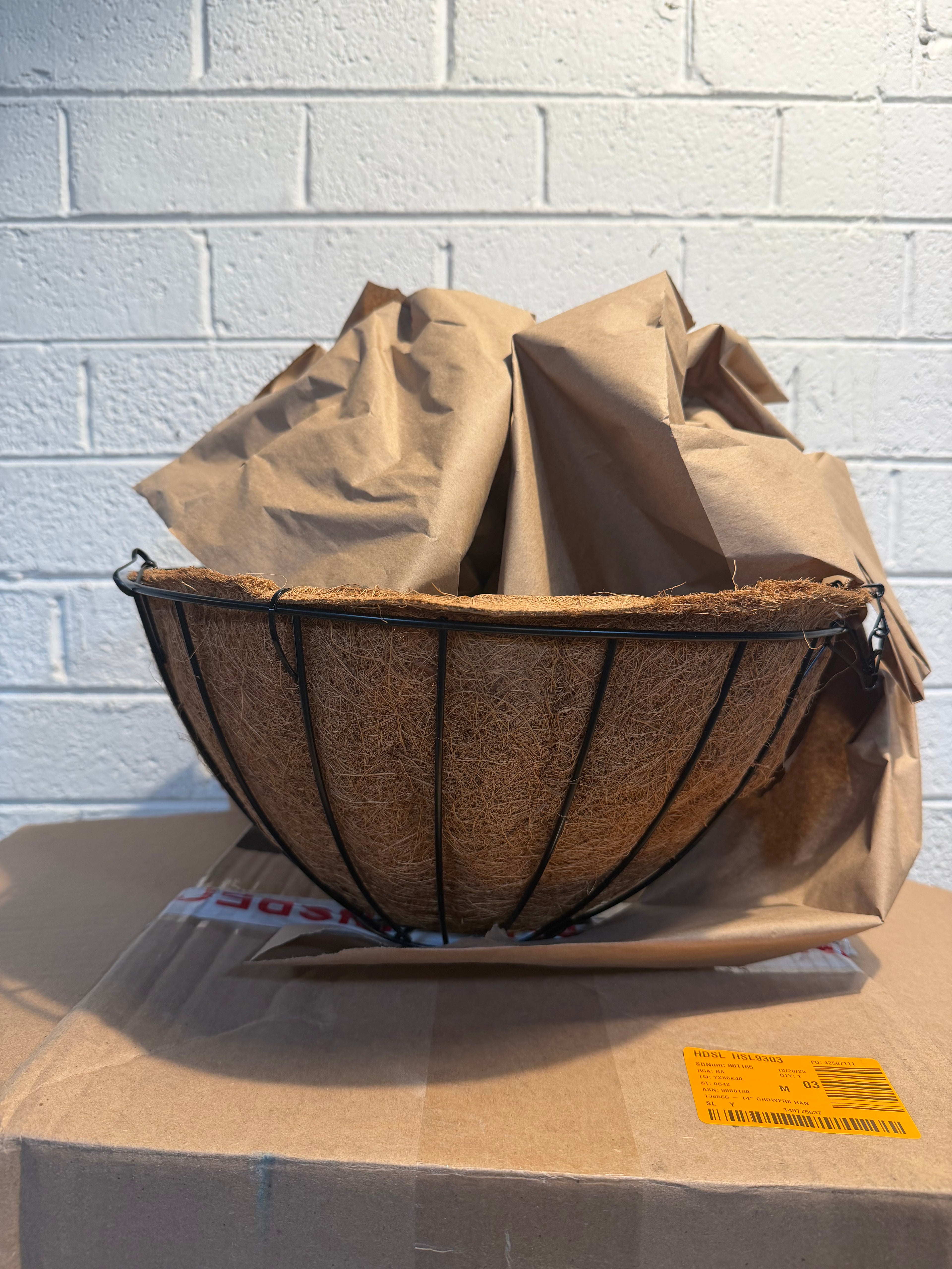 Round Planter with Coco Liner