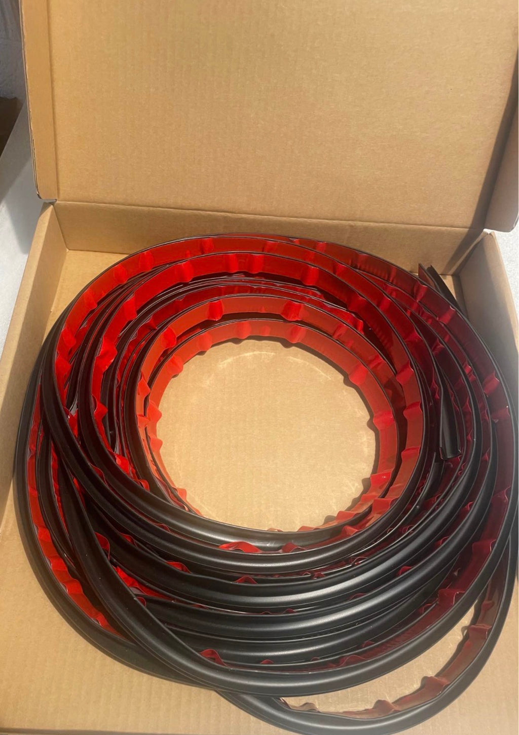 RV J-Shape Rain Gutter Rubber Drip Rail 40Ft