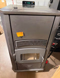 2800 sq. ft. HP42-Alpine Pellet Stove Heating Space ( used not tested)