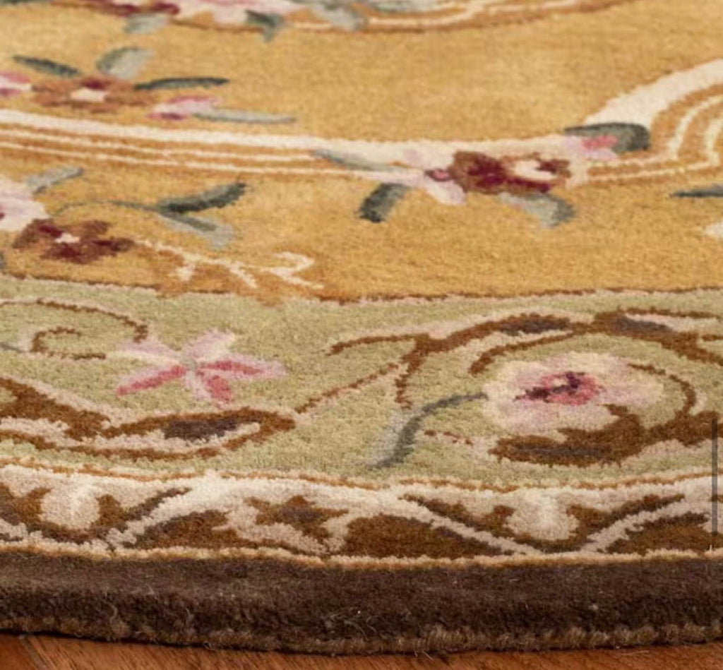 Classic Light Gold/Green 5 ft. x 7 ft. Oval Border Area Rug