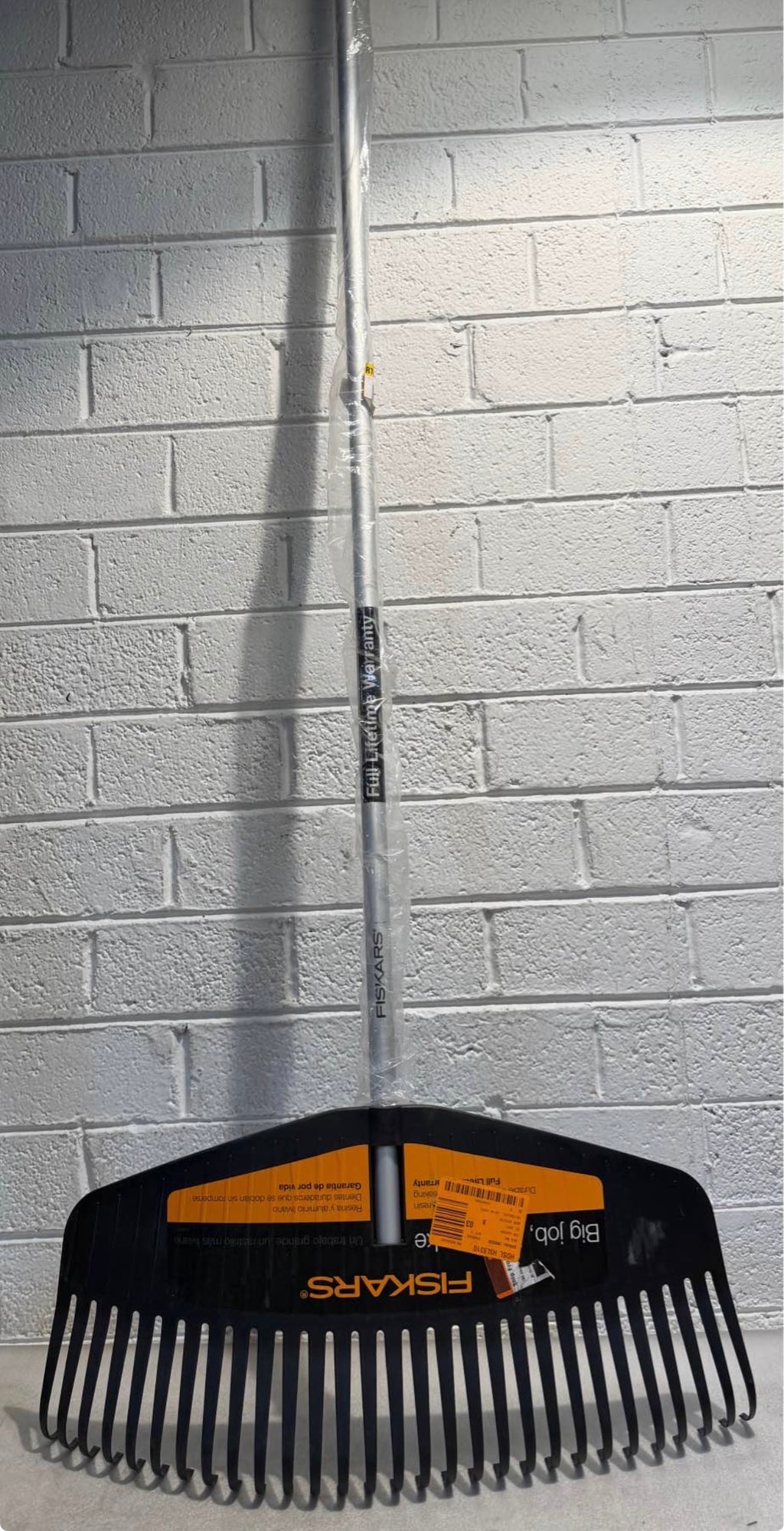 67 in. Lightweight Aluminum Handle Leaf Rake