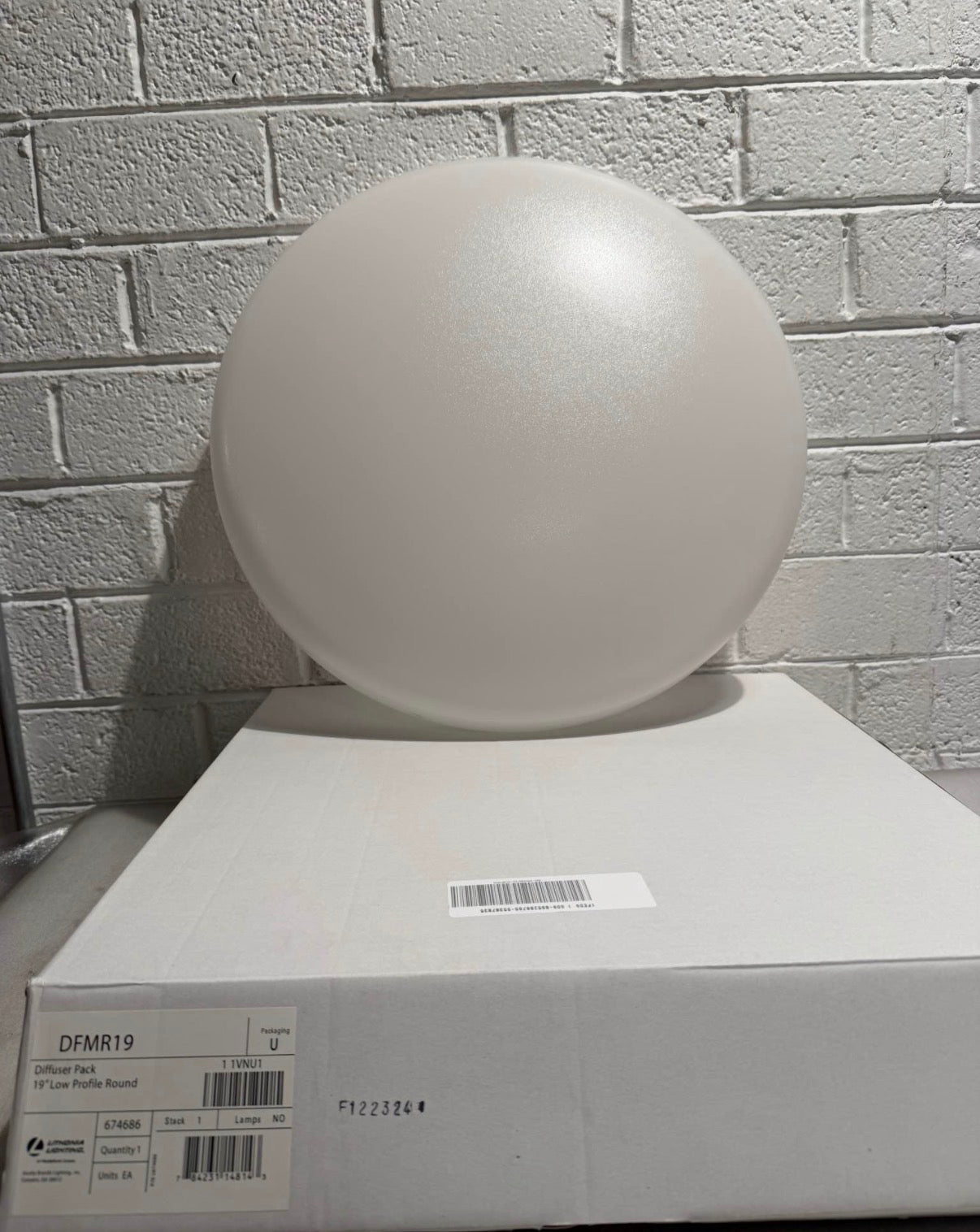 19 in. White Round Acrylic Diffuser