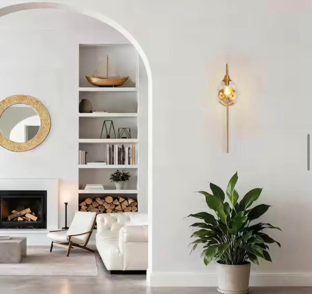 Modern 6 in. 1-Light Brass Wall Sconce