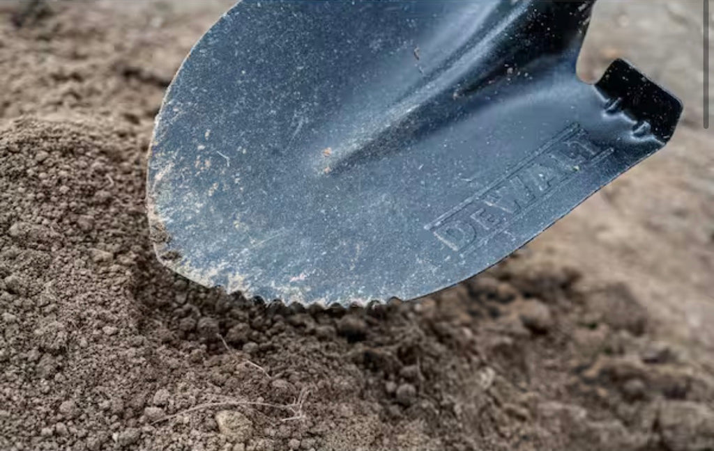 32 in Fiberglass D-Handle Digging Shovel