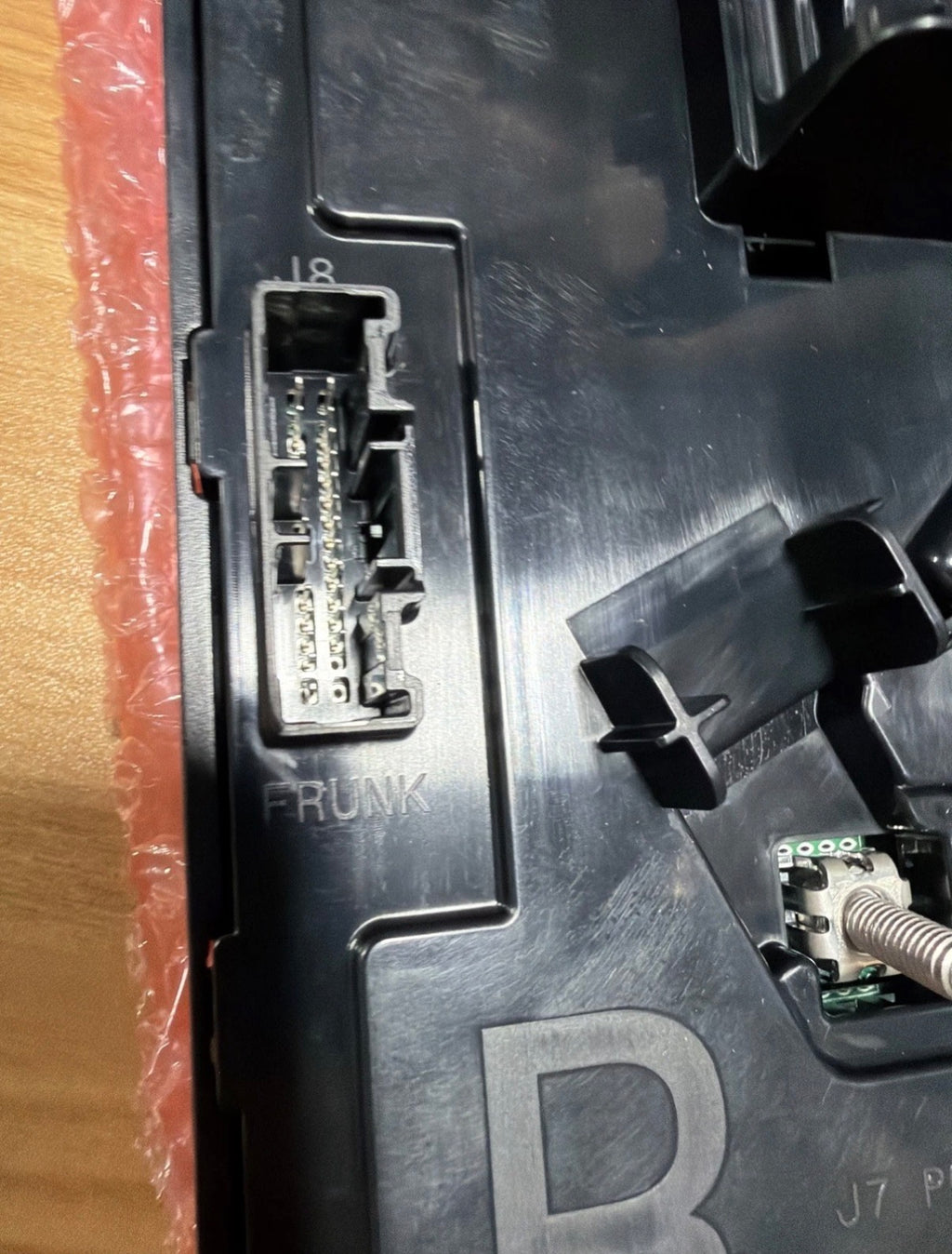 NEW OEM Tesla Model 3 17-22 Right Low Voltage Body Control Module 1100340-90-G
