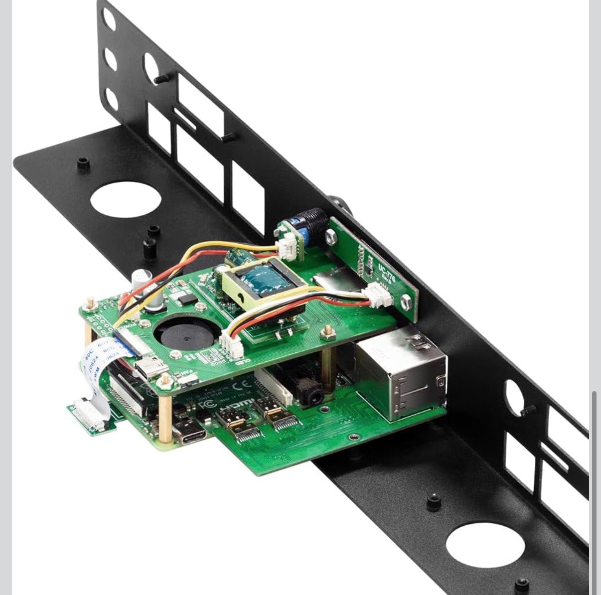 UCTRONICS Ultimate Rack with PoE Functionality for Raspberry Pi 4