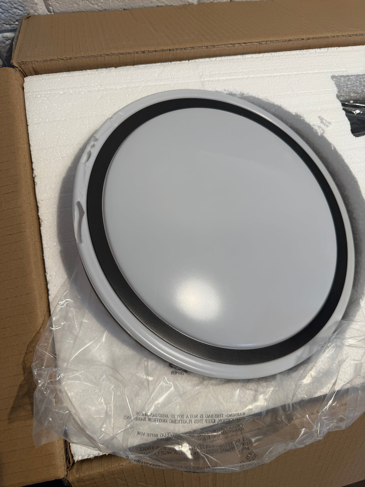 44 in. Flush Mount Modern Ceiling Fan (light shade cover has cracks )