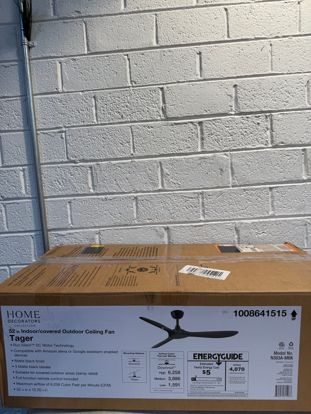 Tager 52 in. Smart Indoor/Outdoor ceiling fan (used)