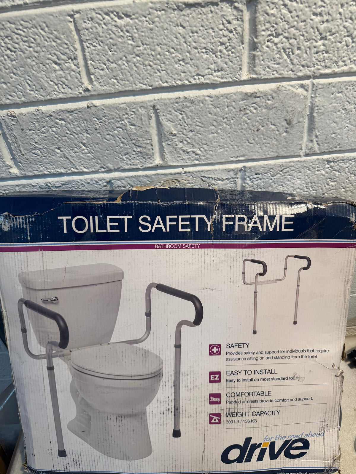 Toilet Safety Frame with Padded Arms