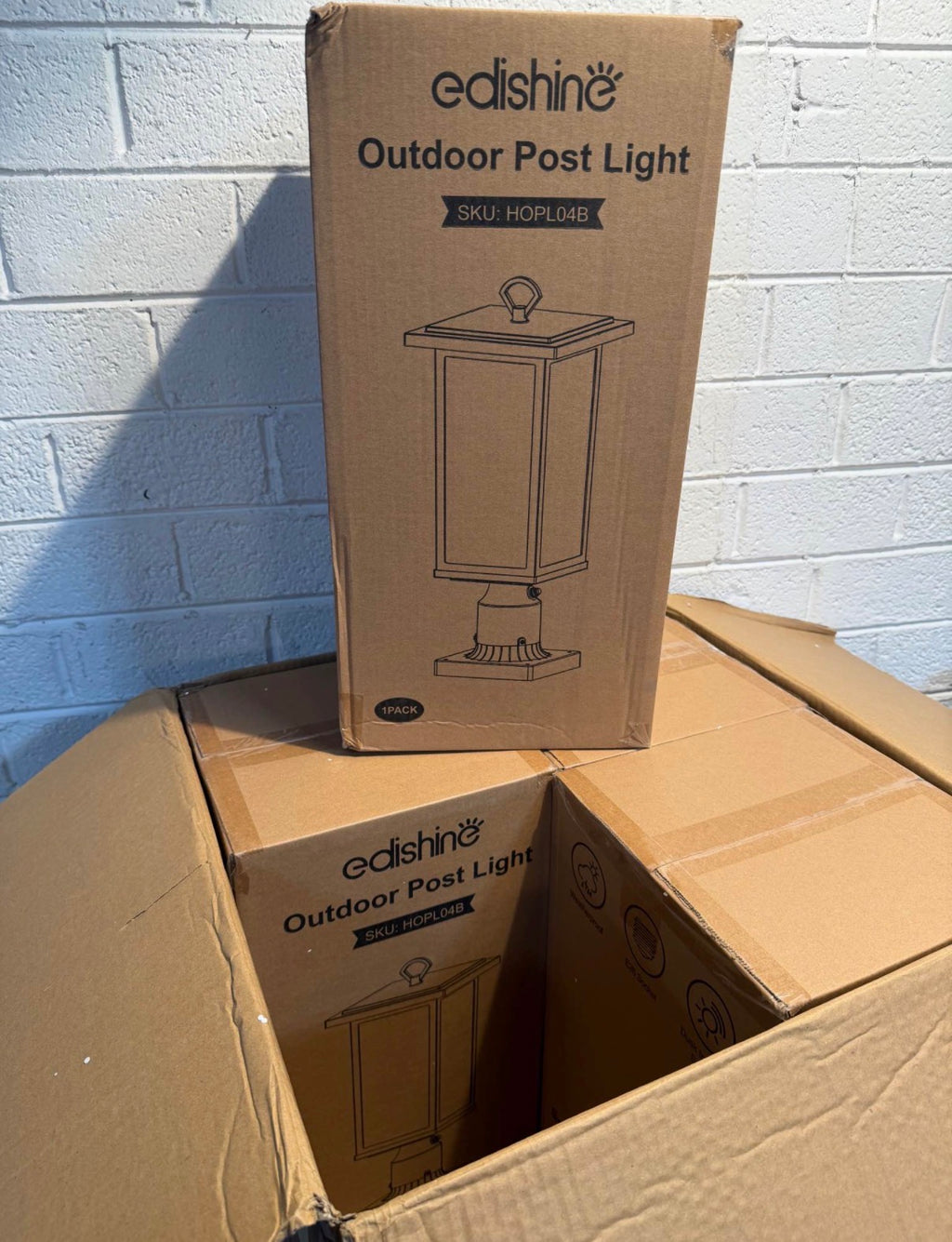 Dusk to Dawn 19 in Outdoor Post Light