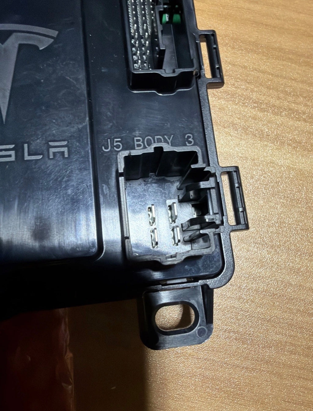 NEW OEM Tesla Model 3 17-22 Right Low Voltage Body Control Module 1100340-90-G
