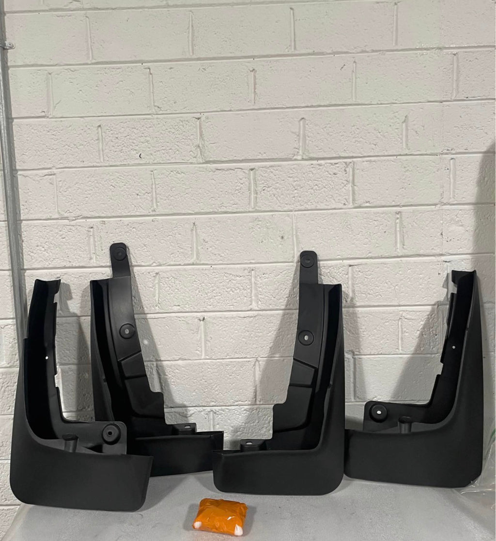 2019-2024 BMW X7 Mud Splash Guards  4Pc Set