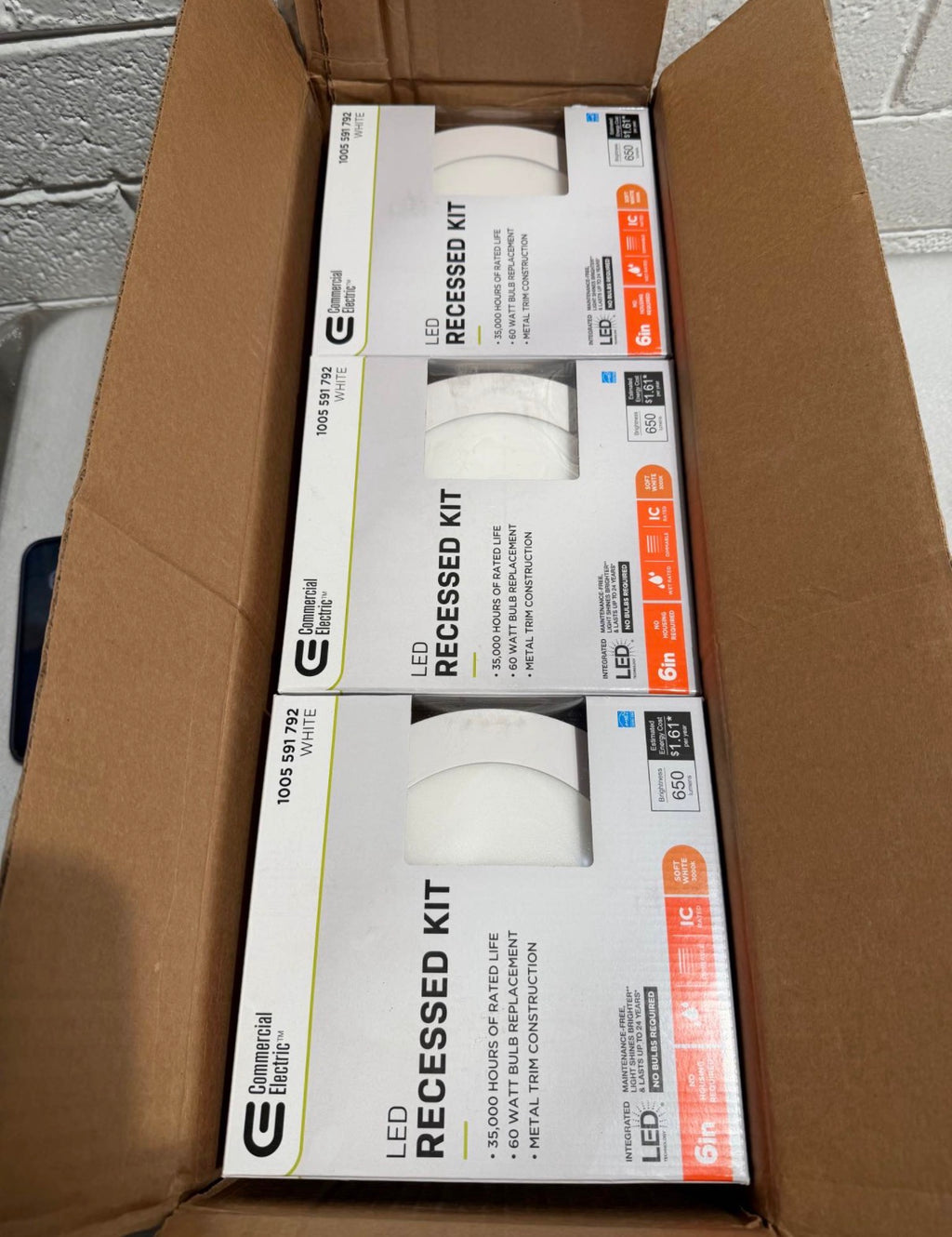 LED 6 in Round Canless Recessed Light