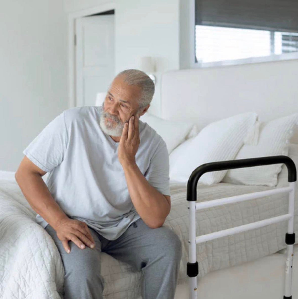 ADJUSTABLE BED ASSIST RAIL