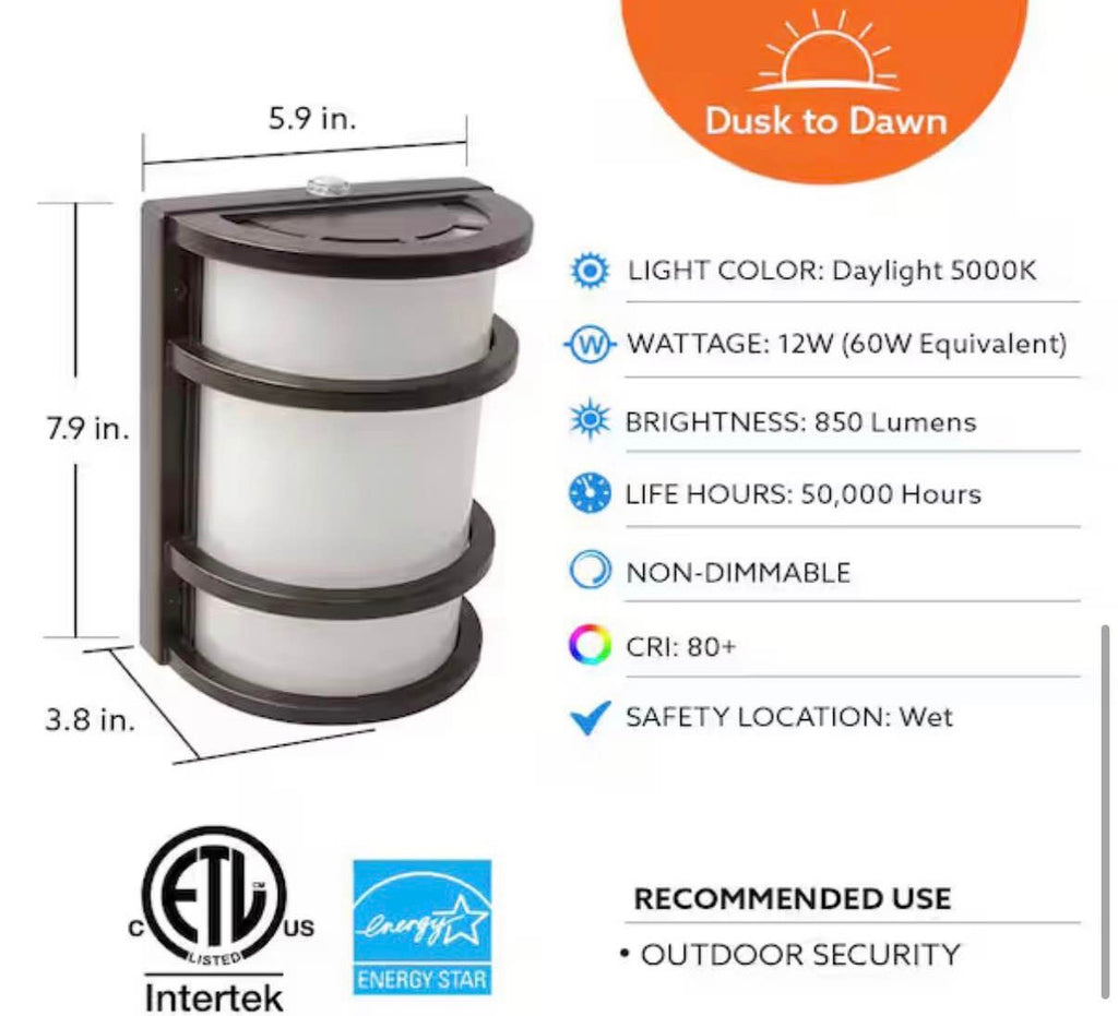 LED Dusk to Dawn Photocell Sensor Half Moon Light