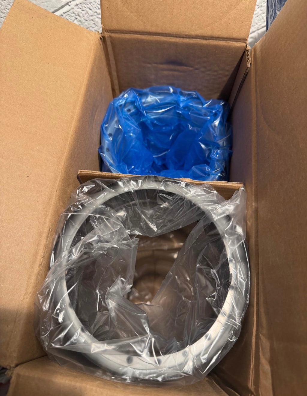 Double Wall Stove Pipe 6in. Diameter x 29in. to 46in