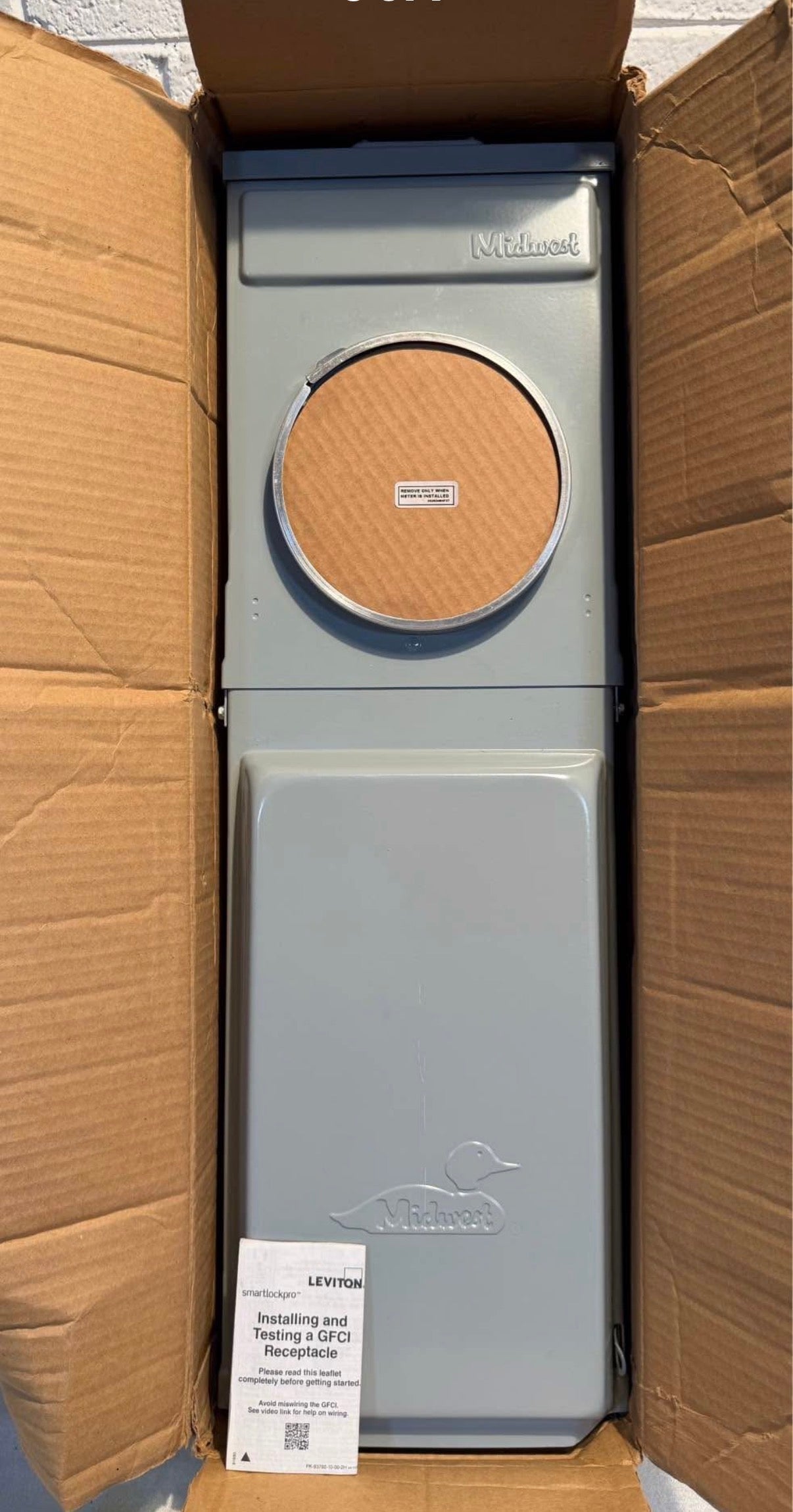 Metered RV Panel 5-Spaces with 50 Amp and 30 Amp RV Receptacles and 20 Amp