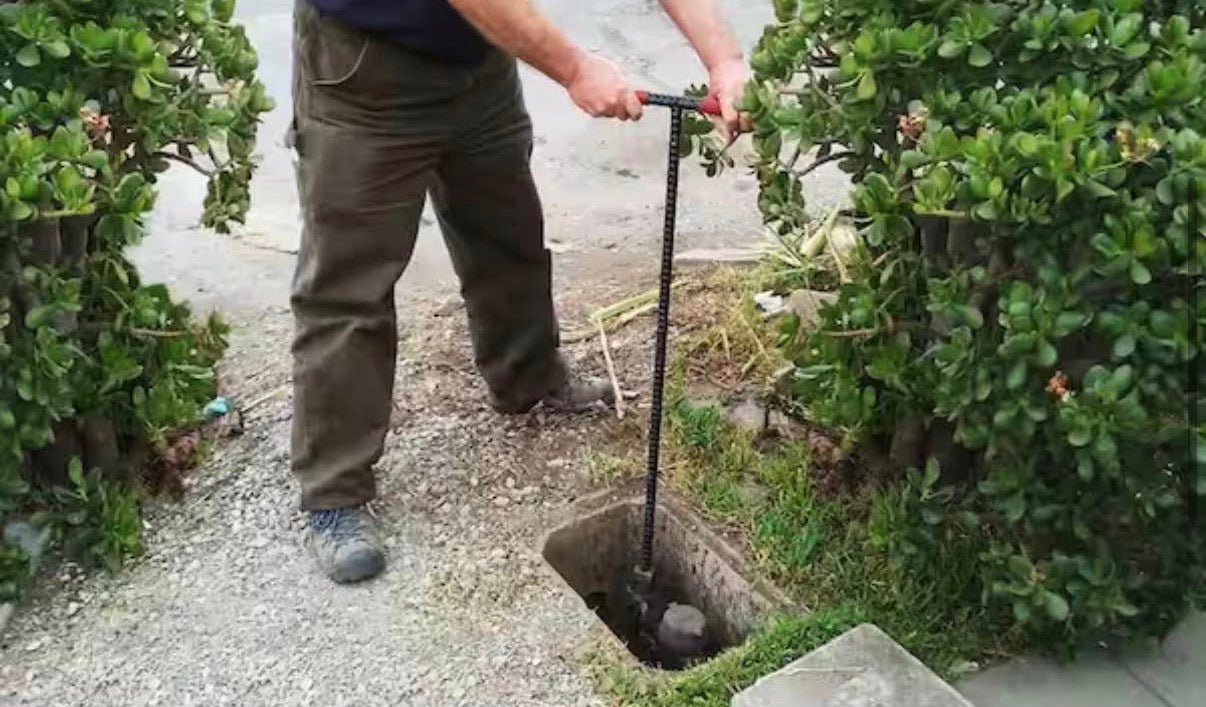 5 ft. Solid Steel Water Meter Valve Key with Grips