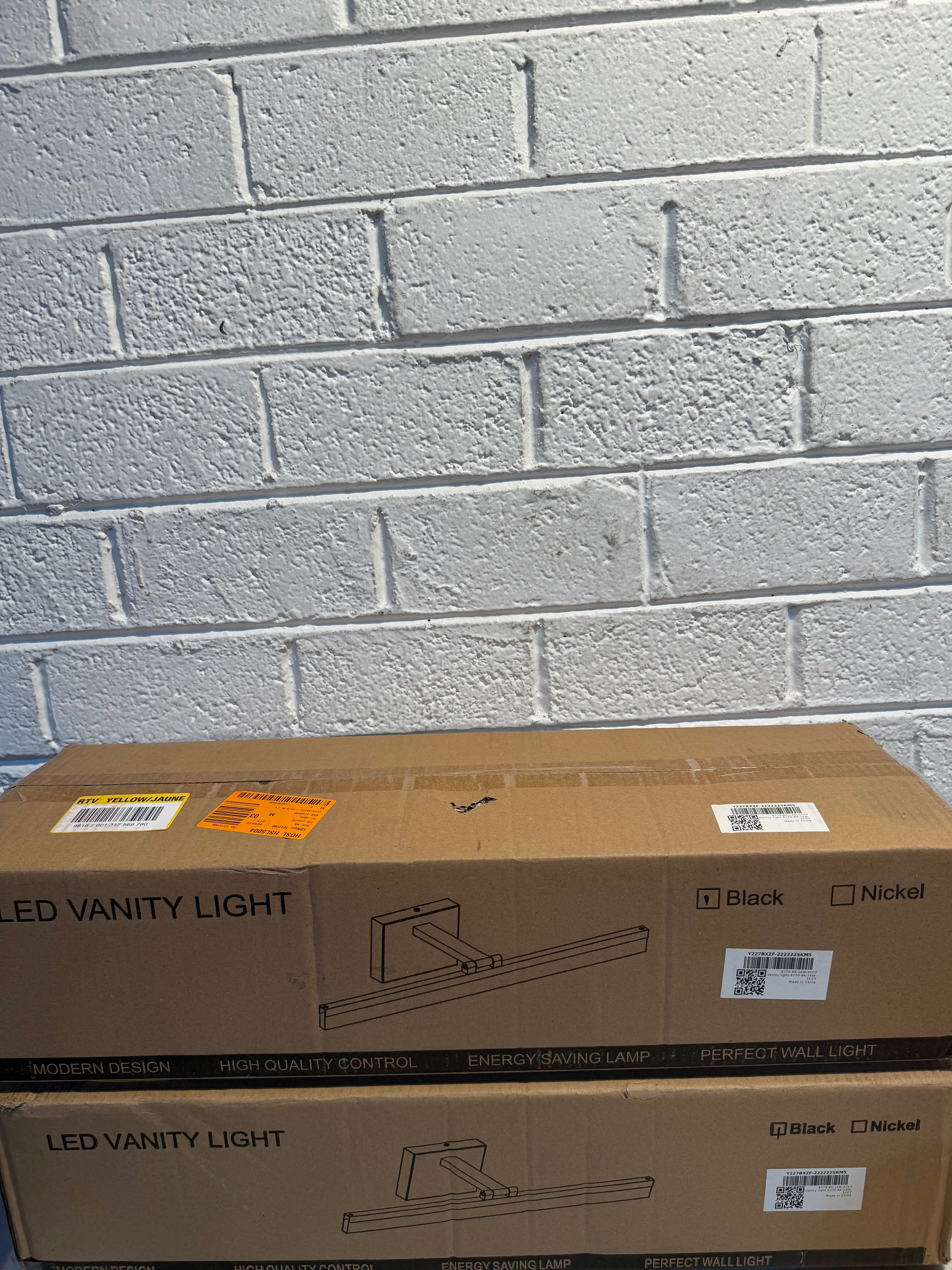 23.6 in. 1 Light Black Dimmable LED Vanity Light Bar