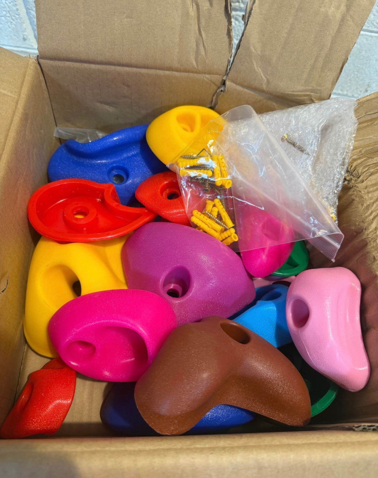 28-Rock Climbing Holds