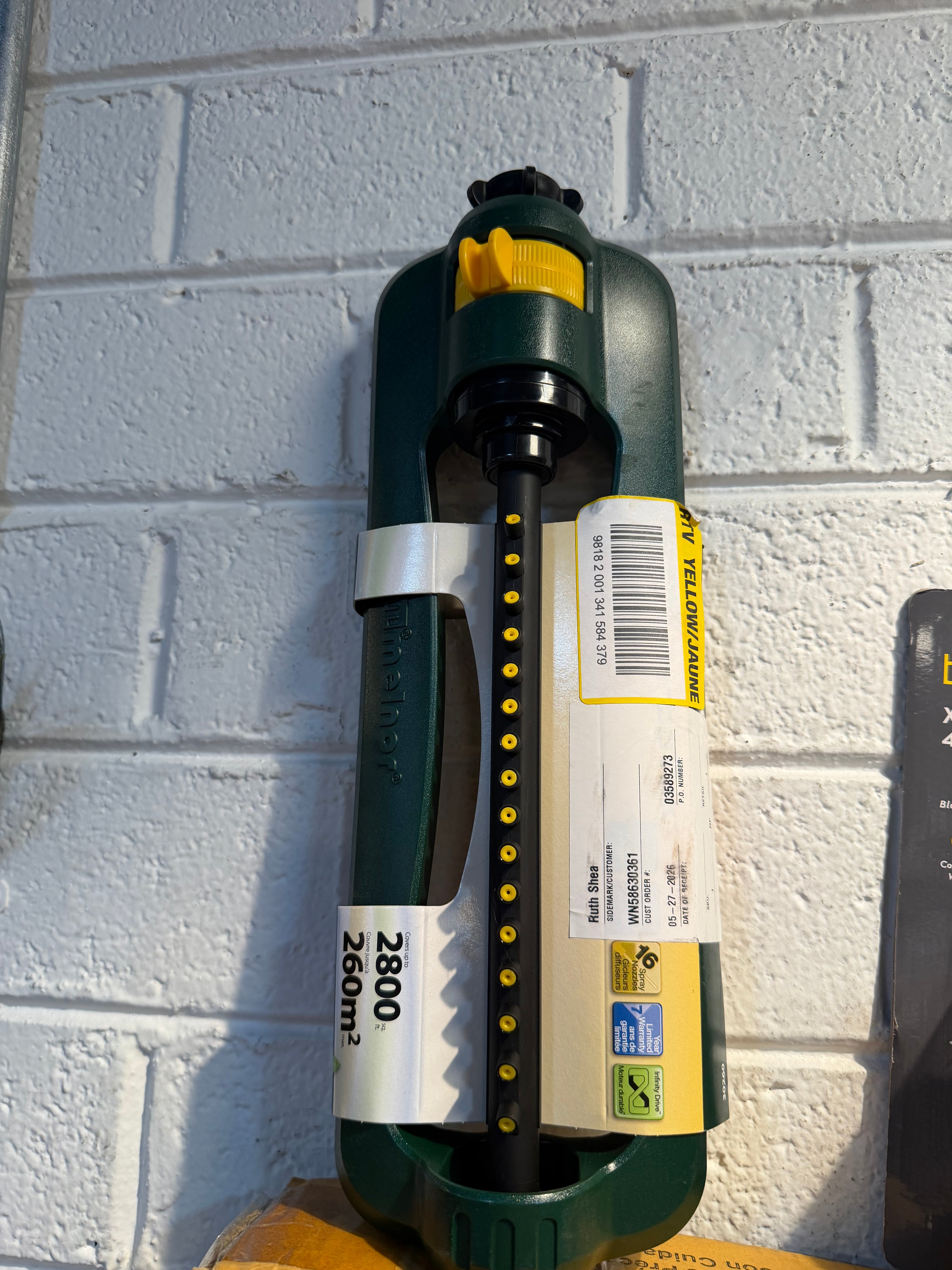 2800 sq. ft. Oscillating Sprinkler