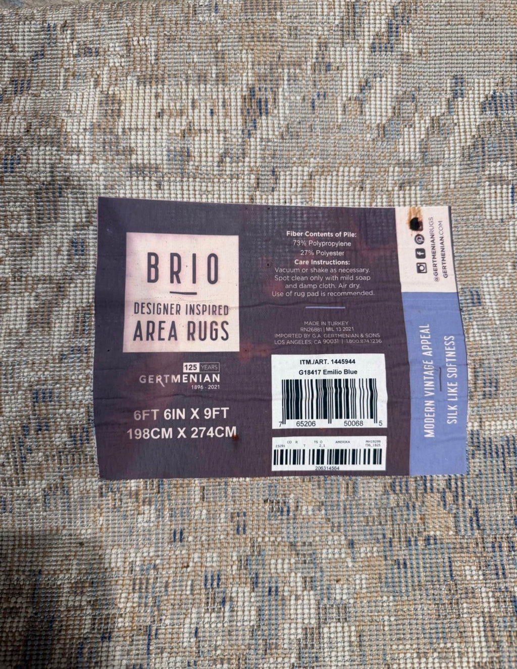 Brio Area Rug Emilio ( used condition)